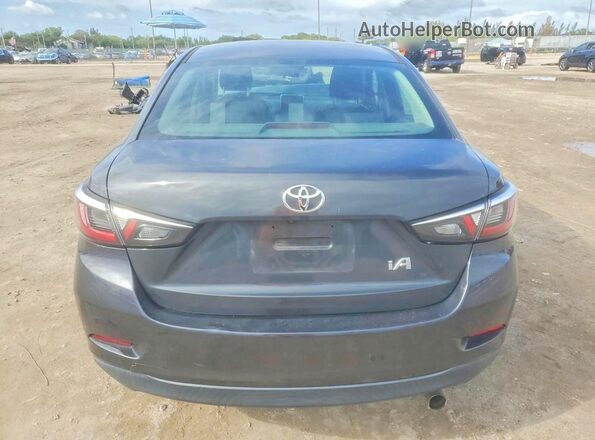 3MYDLBYV1HY174747 2017 TOYOTA YARIS Gray Widok z tyłu