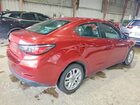 2018 Toyota Yaris Ia Base Красный vin: 3MYDLBYV1JY303902