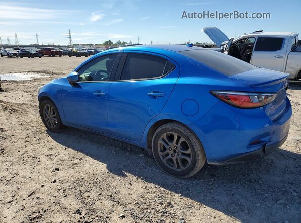 3MYDLBYV3KY507392 2019 TOYOTA LE Синий Задняя левая четверть