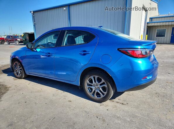 3MYDLBYV3KY518618 2019 TOYOTA YARIS Blue Tył lewy