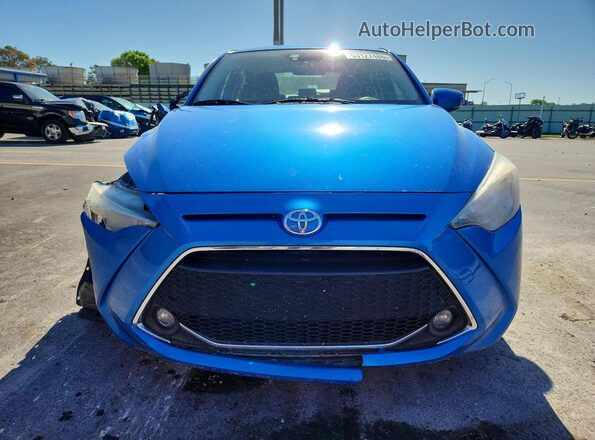 3MYDLBYV3KY518618 2019 TOYOTA YARIS Blue Widok z przodu