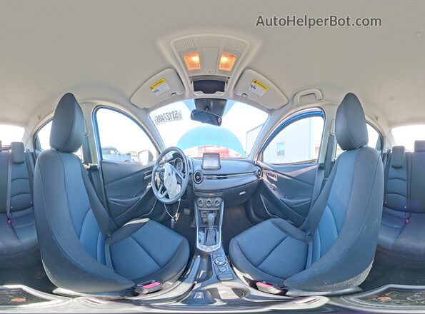 3MYDLBYV3KY518618 2019 TOYOTA YARIS Blue Widok naklejki z numerem VIN