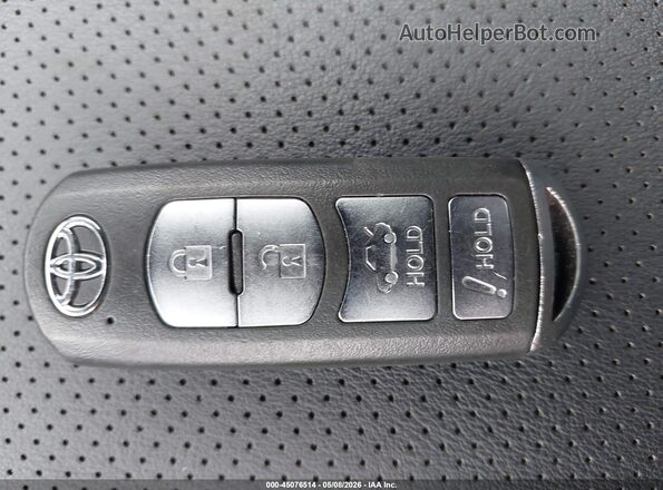3MYDLBYV4KY503495 2019 TOYOTA LE Серый Вид панели приборов