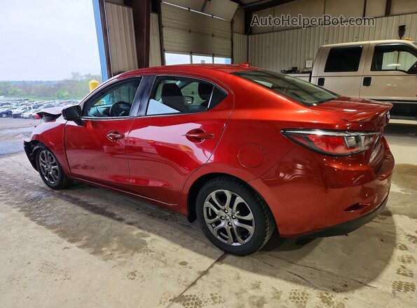 3MYDLBYV4LY709093 2020 TOYOTA YARIS Burgundy Trasero izquierdo