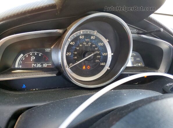 3MYDLBYV6HY191964 2017 TOYOTA YARIS Blue Widok zestawu wskaźników