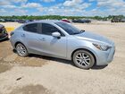 2018 Toyota Yaris Ia Base Silver vin: 3MYDLBYV6JY321621