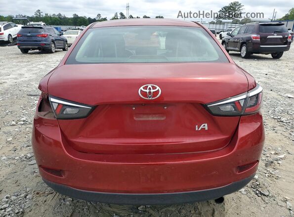 3MYDLBYV8JY317893 2018 TOYOTA YARIS Красный Вид сзади
