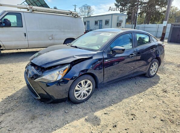 3MYDLBYV8KY522776 2019 TOYOTA YARIS Black Передня ліва чверть