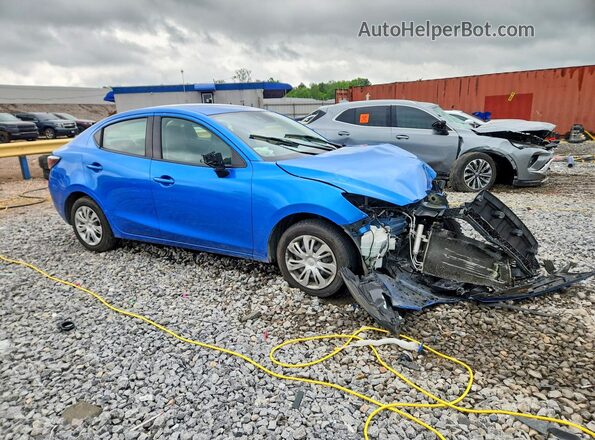 3MYDLBYV9KY523953 2019 TOYOTA YARIS Blue Front right