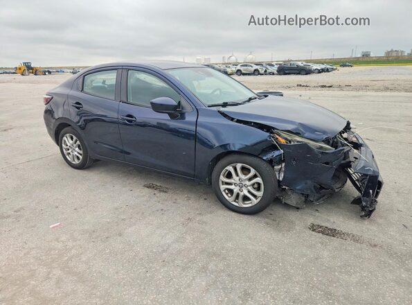 3MYDLBYVXJY320603 2018 TOYOTA YARIS Blue Przód prawy