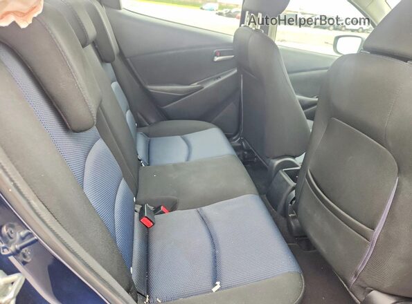 3MYDLBYVXJY320603 2018 TOYOTA YARIS Blue Widok tylnych siedzeń