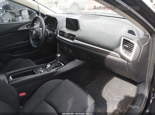 3MZBN1K72JM197906 2018 MAZDA 3 Черный Вид салона спереди