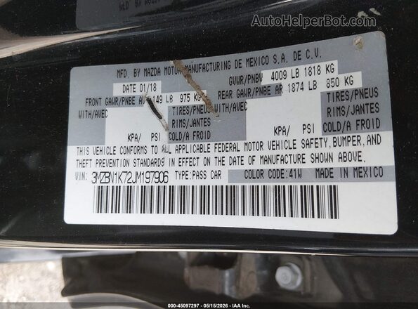3MZBN1K72JM197906 2018 MAZDA 3 Черный Вид подкапотного пространства