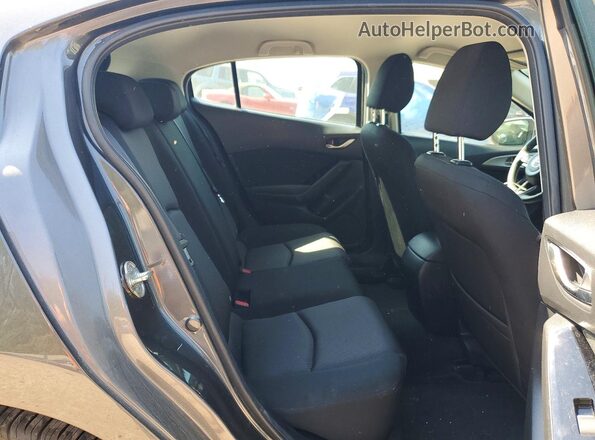 3MZBN1K74HM149088 2017 MAZDA 3 Black Widok tylnych siedzeń