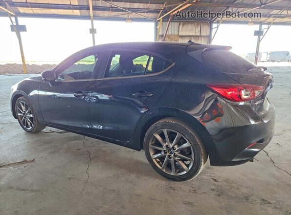 3MZBN1L34JM166944 2018 MAZDA 3 Черный Задняя левая четверть