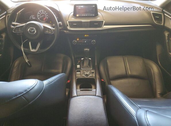 3MZBN1L35HM129606 2017 MAZDA 3 Синий Вид панели приборов
