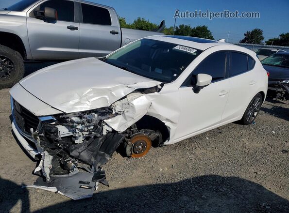 3MZBN1M38JM239893 2018 MAZDA 3 White Przód lewy