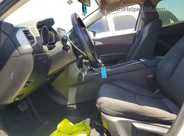 3MZBN1U77HM116860 2017 MAZDA 3 Серебряный Вид салона спереди