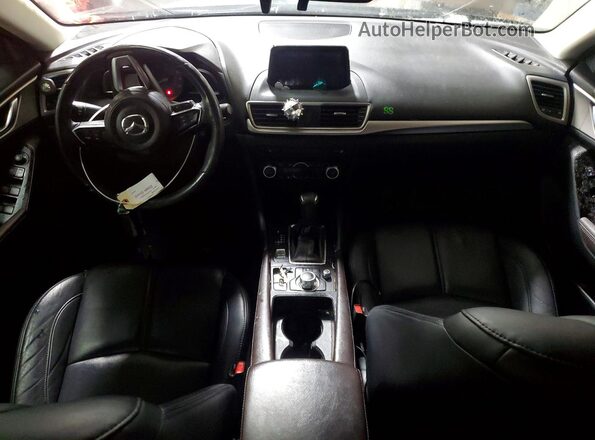3MZBN1V34JM164933 2018 MAZDA 3 Коричневый Вид панели приборов