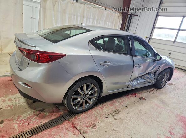 3MZBN1V35JM211970 2018 MAZDA 3 Серебряный Задняя правая четверть