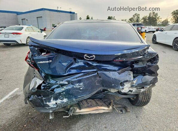 3MZBN1V35JM218238 2018 MAZDA 3 Blue Вид ззаду