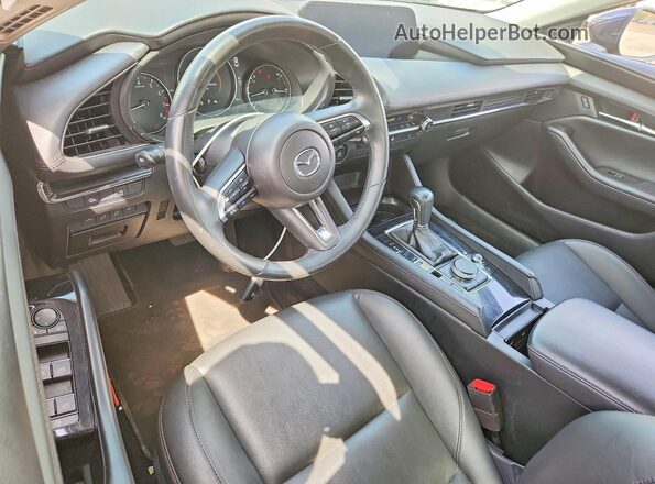 3MZBPACM4RM413264 2024 MAZDA 3 Синий Вид панели приборов