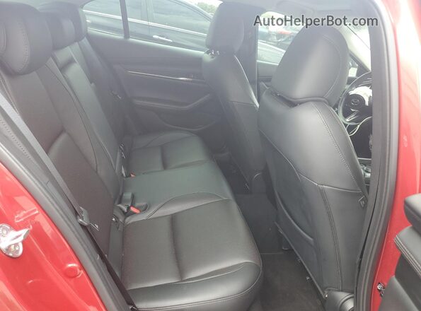 3MZBPBEYXPM354093 2023 MAZDA 3 Red Widok tylnych siedzeń