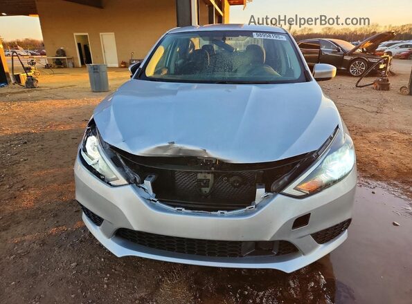 3N1AB7AP0KY240499 2019 NISSAN SENTRA Серебряный Вид спереди