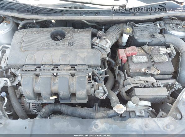 3N1AB7AP0KY383369 2019 NISSAN SENTRA Серебряный Вид сзади