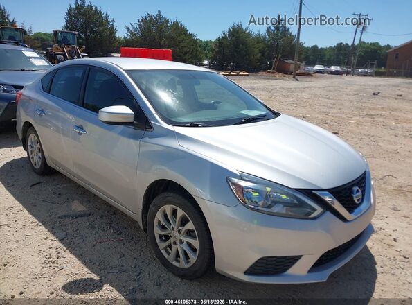 3N1AB7AP1JY220566 2018 NISSAN SENTRA Silver Передня права чверть