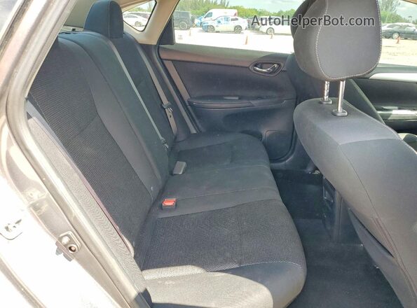 3N1AB7AP1KY318949 2019 NISSAN SENTRA Gray Widok tylnych siedzeń