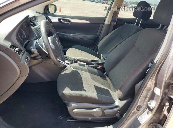 3N1AB7AP1KY318949 2019 NISSAN SENTRA Gray Widok wnętrza z przodu