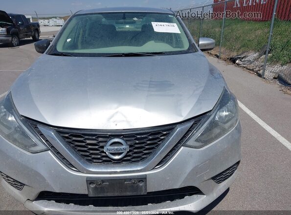 3N1AB7AP2GY235828 2016 NISSAN SENTRA Серебряный Вид спереди