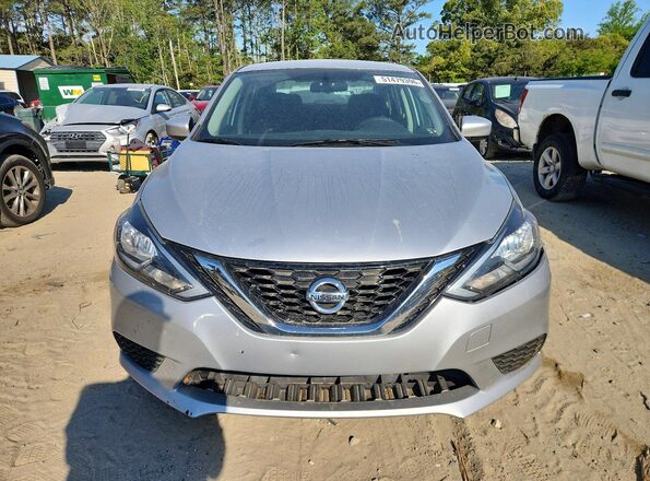 3N1AB7AP2HY236365 2017 NISSAN SENTRA Silver Widok z przodu