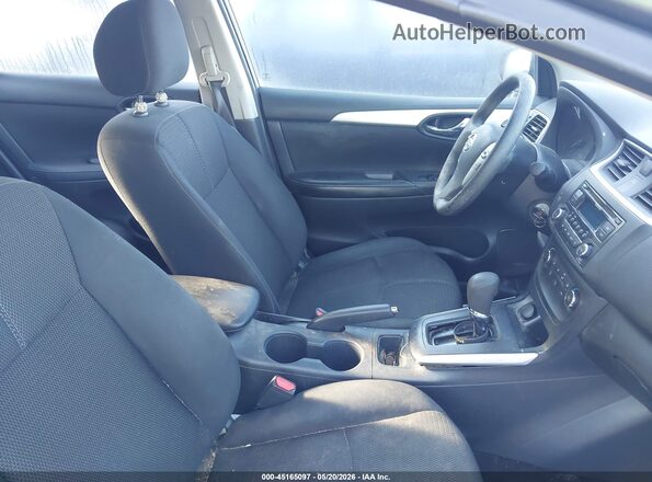 3N1AB7AP2HY241324 2017 NISSAN SENTRA Серый Вид салона спереди