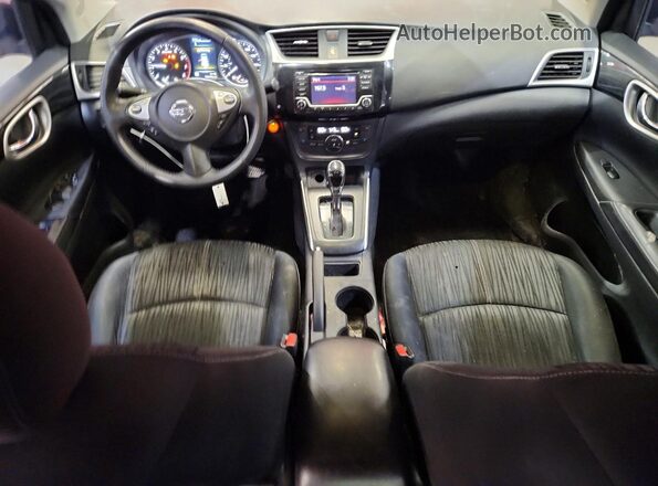 3N1AB7AP2JL640396 2018 NISSAN SENTRA Red წინა პანელის ხედი