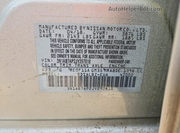 3N1AB7AP2JY297818 2018 NISSAN SENTRA Silver Widok komory silnika