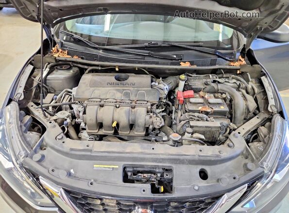 3N1AB7AP2JY304170 2018 NISSAN SENTRA Gray Rear interior view