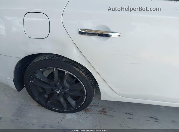 3N1AB7AP4HY210673 2017 NISSAN SENTRA White Front view