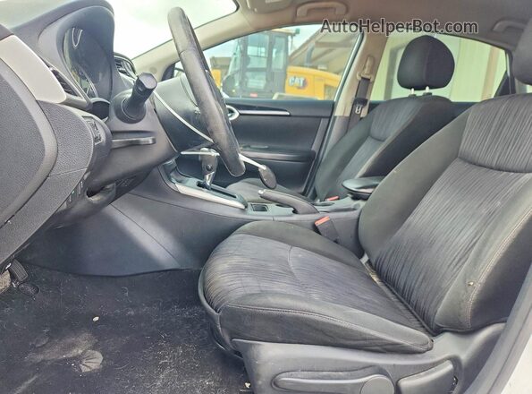 3N1AB7AP4KY362881 2019 NISSAN SENTRA Белый Вид салона спереди