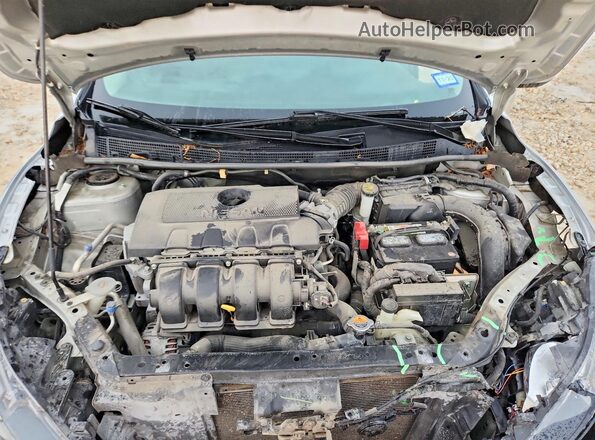 3N1AB7AP5GY298745 2016 NISSAN SENTRA Silver Vista interior trasera