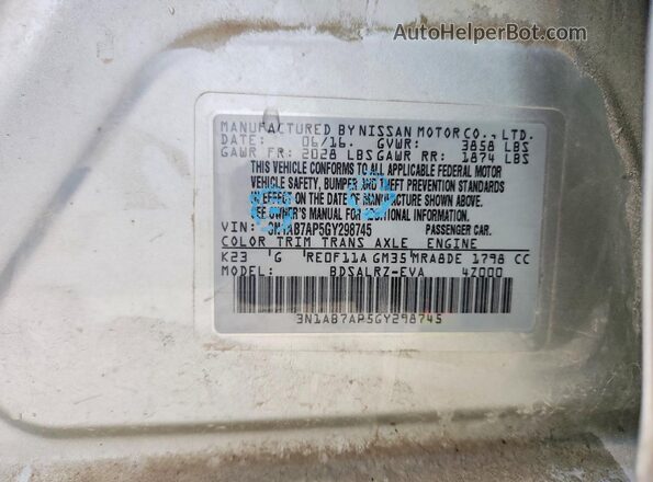 3N1AB7AP5GY298745 2016 NISSAN SENTRA Silver Vista del compartimento del motor
