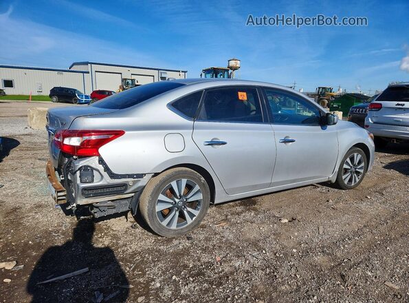 3N1AB7AP5KY242233 2019 NISSAN SENTRA Серебряный Задняя правая четверть