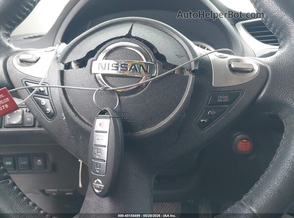 3N1AB7AP6HL653727 2017 NISSAN SENTRA Серебряный Вид панели приборов