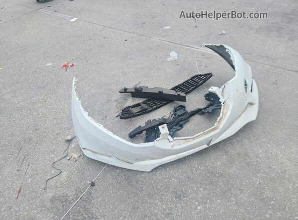 3N1AB7AP6KY336802 2019 NISSAN SENTRA White ძრავის განყოფილების ხედი