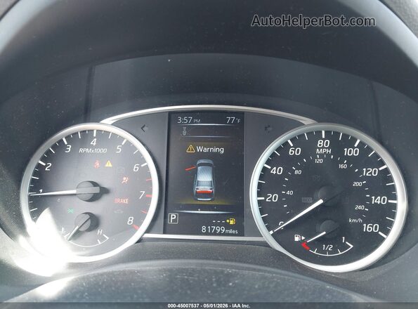 3N1AB7AP7JY220619 2018 NISSAN SENTRA Silver Հետևի նստատեղերի տեսք