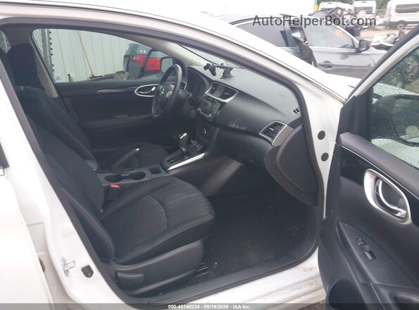 3N1AB7AP7JY268959 2018 NISSAN SENTRA White წინა სალონის ხედი