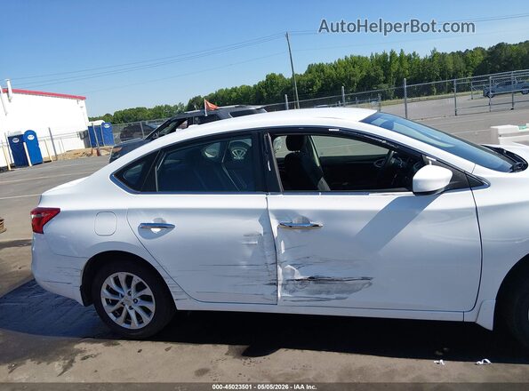 3N1AB7AP7KY219780 2019 NISSAN SENTRA White Widok z przodu