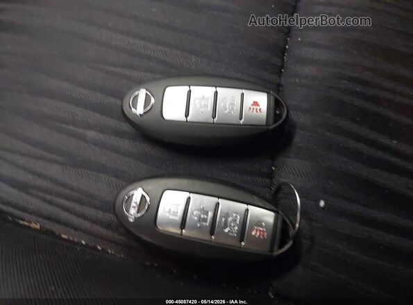 3N1AB7AP8HL699561 2017 NISSAN SENTRA Red Widok deski rozdzielczej