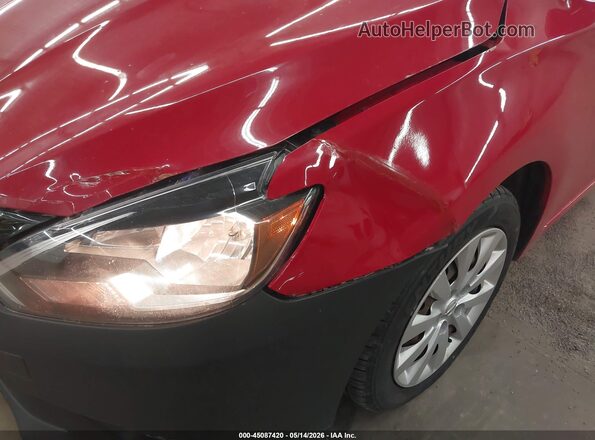 3N1AB7AP8HL699561 2017 NISSAN SENTRA Red Widok wnętrza z tyłu